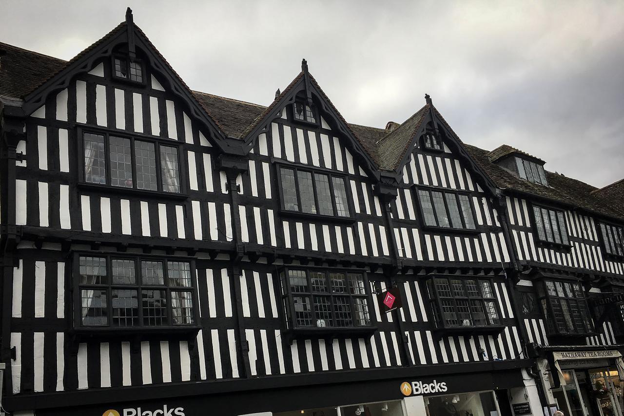 The Three Gables Lägenhet Stratford-upon-Avon Exteriör bild